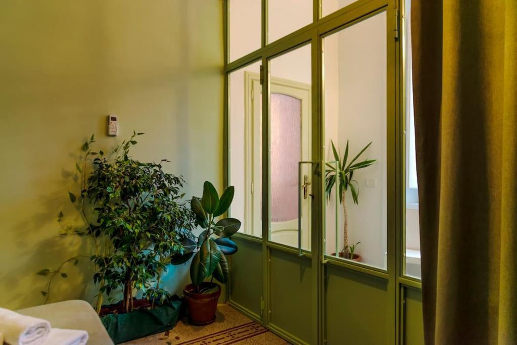 Charming Apartment With Balcony In The Historic Center Neapol Zewnętrze zdjęcie