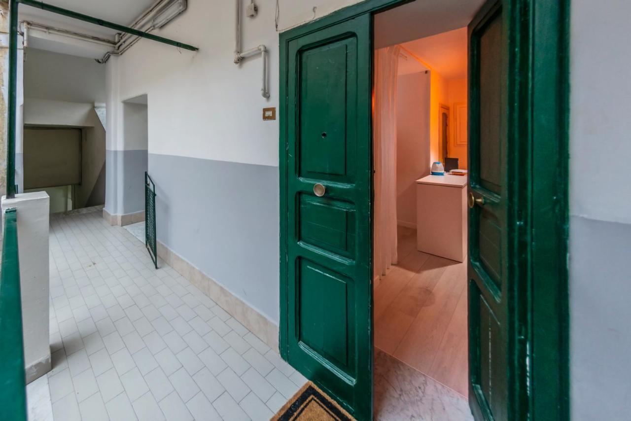 Charming Apartment With Balcony In The Historic Center Neapol Zewnętrze zdjęcie