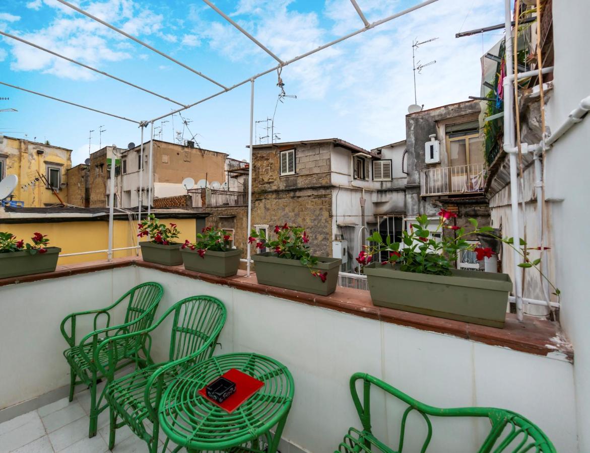 Charming Apartment With Balcony In The Historic Center Neapol Zewnętrze zdjęcie